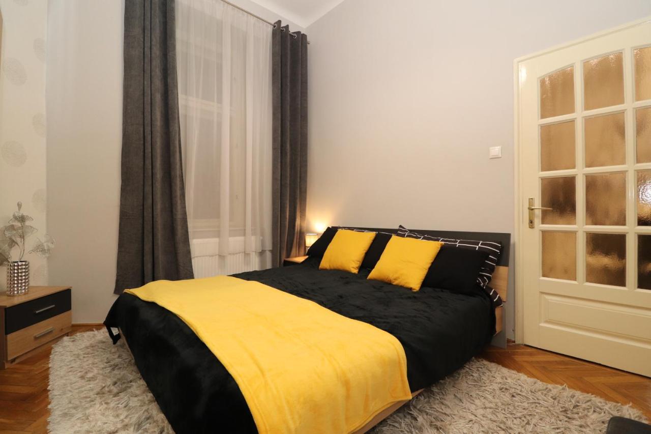 Apartment Nehru Part River Side Danube Budapest